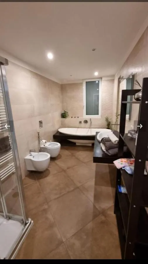 Indahouse Apartment Bari